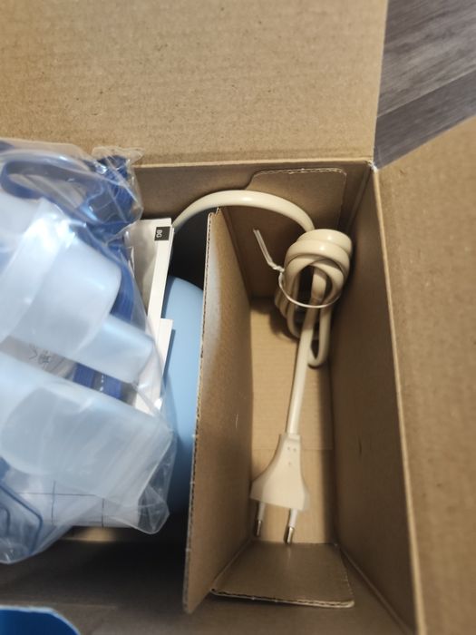 Чисто нов инхалатор Omron Nami Cat