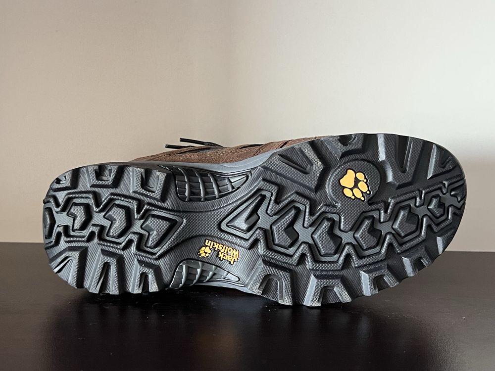 Jack wolfskin 40.5номер 25см Стелка Нови с Кутия Естествена Кожа