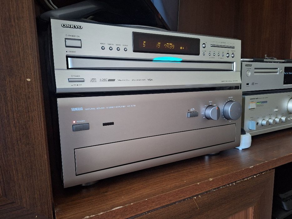 Amplificator Yamaha ax1070 bolid 19kg,filtraj 44 000 uF