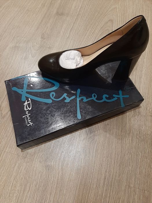 Продам туфли,в отличном  состоянии.