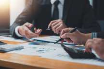 Consultanță finaciară - Economii, pensii, protecție financiară