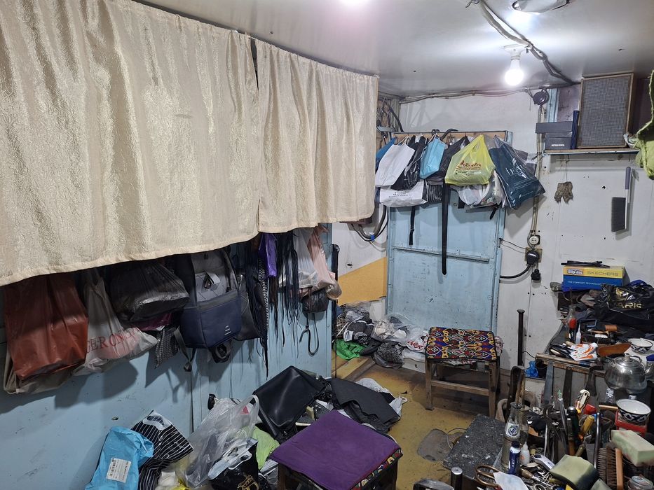 Железная рабочая бутка