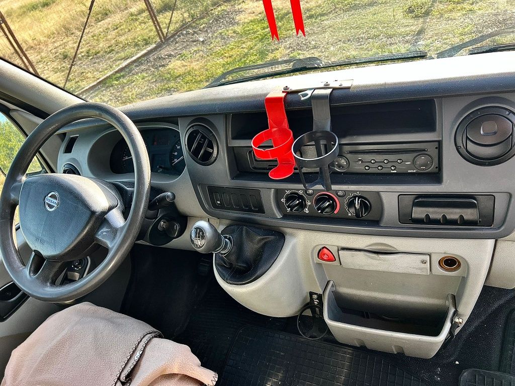 Nissan Interstar