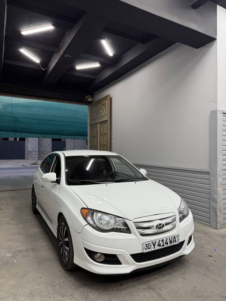 Hyundai Avante 2009