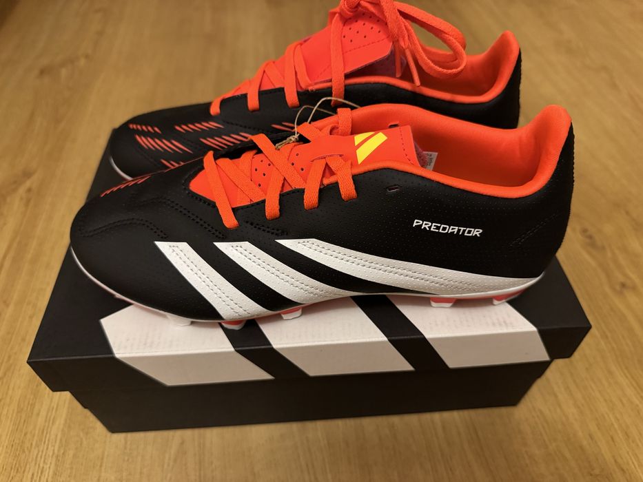 Футболни обувки бутонки Adidas Predator маратонки Оригинални
