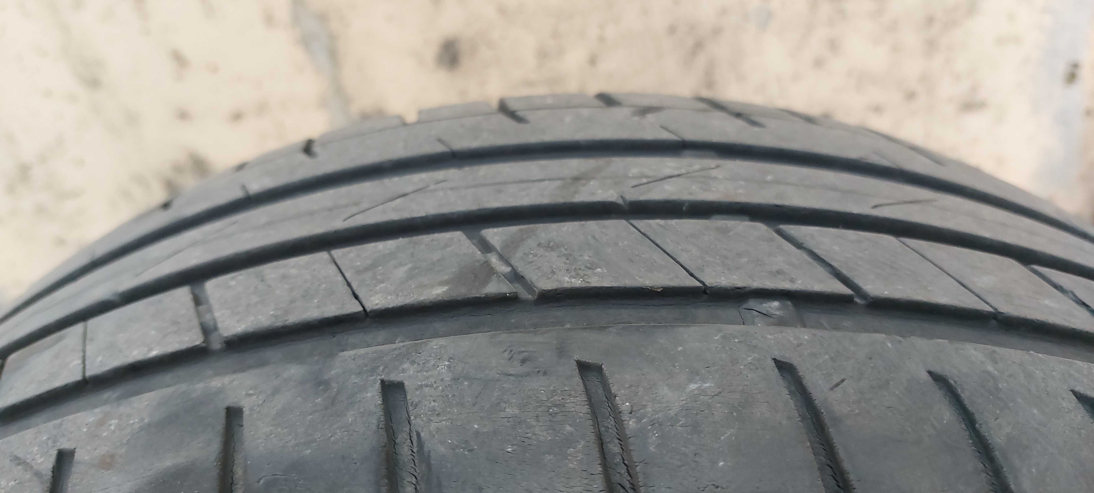Продавам 4 бр. летни авто гуми PETLAS VELOX SPORT PT741 225/45/18