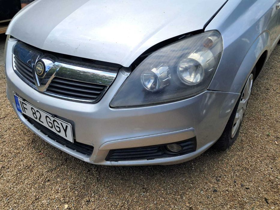 Opel Zafira B, capota motor, grila fata, faruri complete