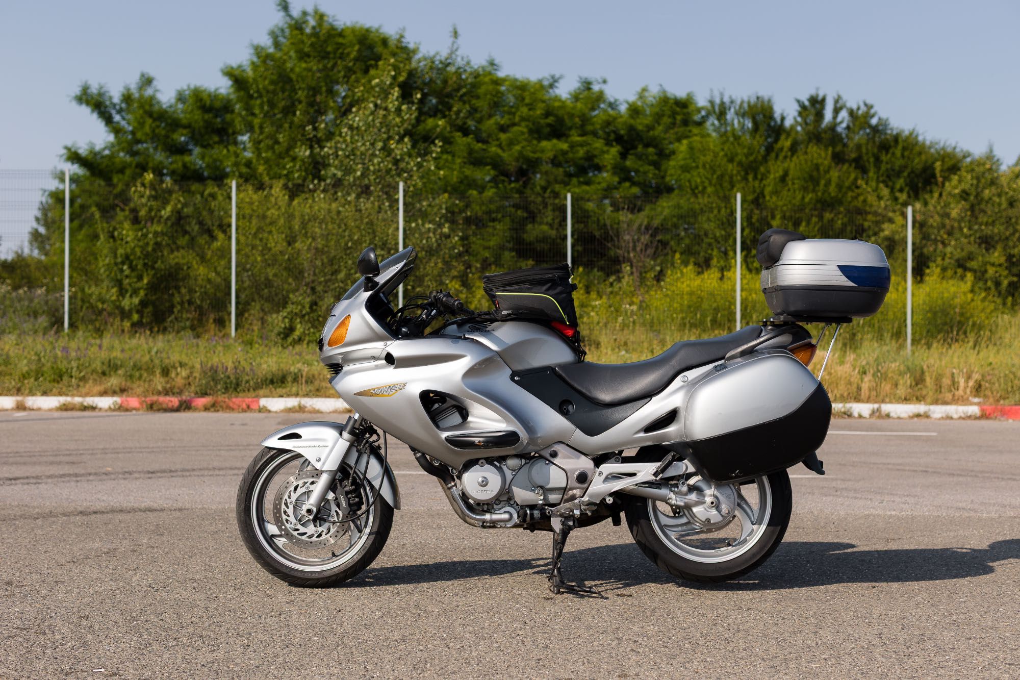Honda NT 650V Deauville