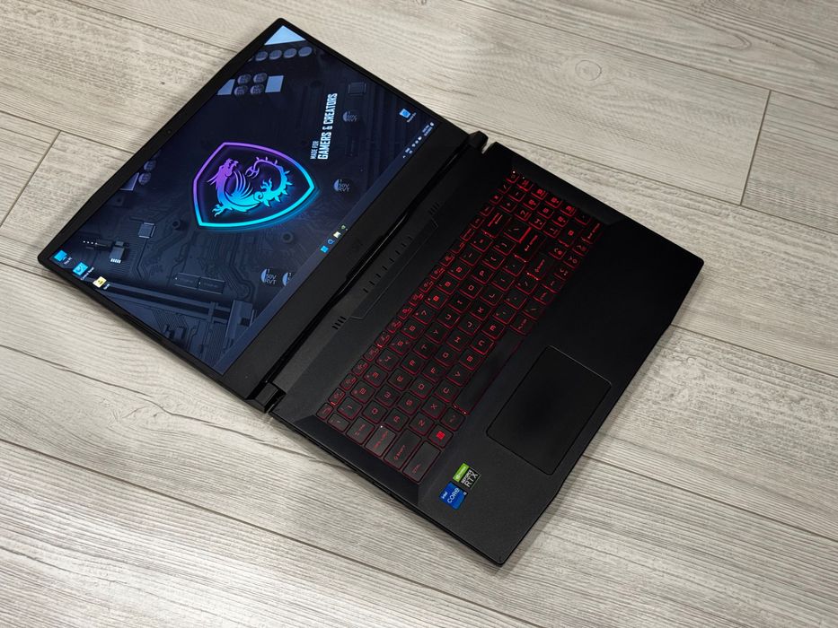 15.6 IPS 144hz/RTX 3060 6GB / i5/ 16GB РАМ/SSD/ Hi-Res Audio