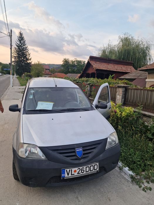 LOGAN VAN 2007 .km reali