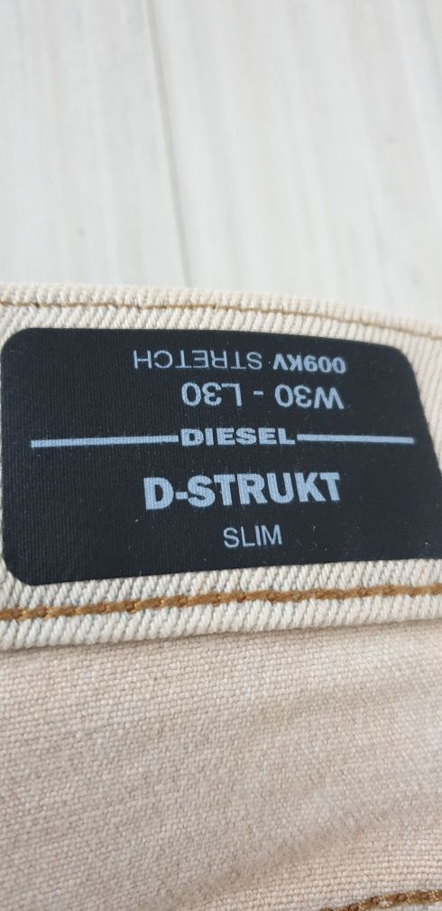 Diesel D - Strukt  Mens Size 30/32 НОВО! ОРИГИНАЛ! Мъжки Дънки!