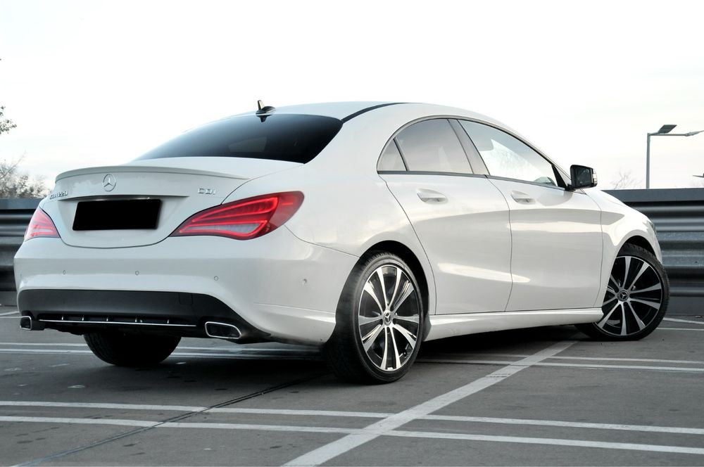 Mercedes Benz CLA 220d 170cp 2015 Automat/Led/IncalzireScaune/Clima !
