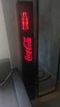 Stand iluminat cu logo si sticla coca cola