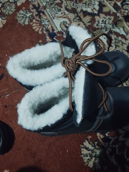 Продам зимние сапоги рабочие.