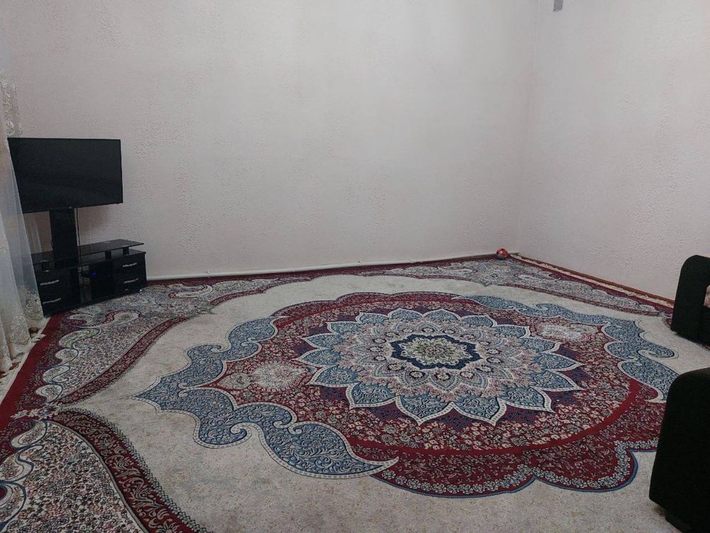 Hovli sotiladi (продаётся участок)