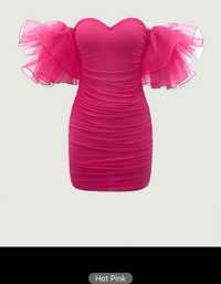Къса розова рокля