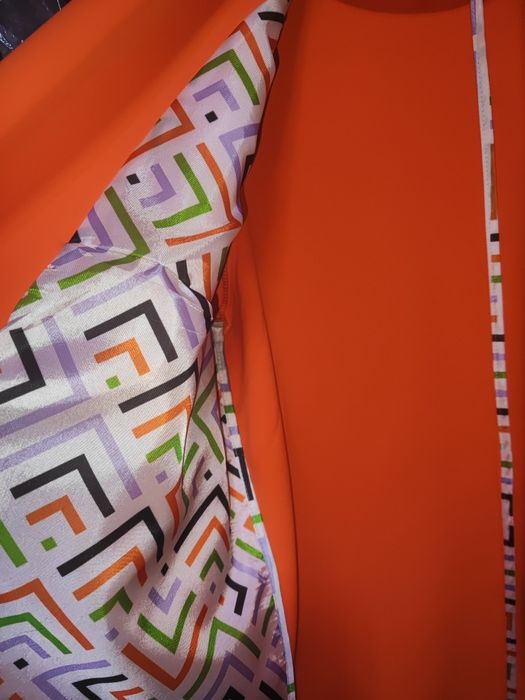 Ajoyib Pidjak mazza qilib kiyasiz shim yubka uchun razmer 40