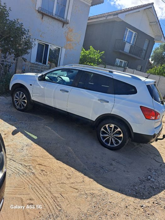 Nissan Qashqai+2