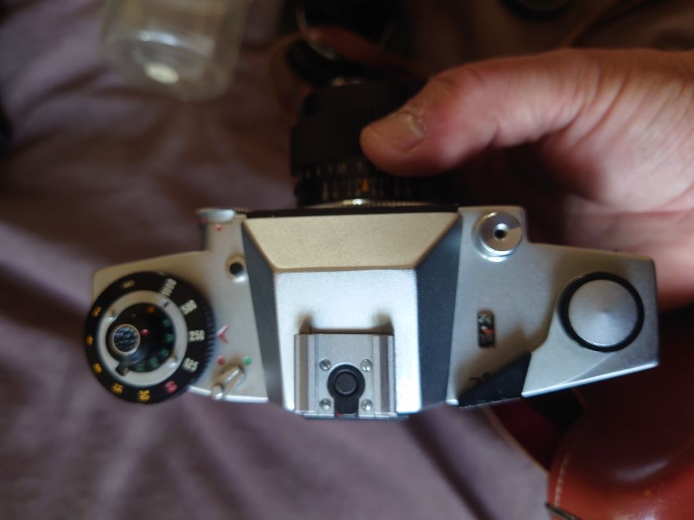 SLR Kiev 15 Tee cu Helios 81 50/2 si Mir 37/2,8
