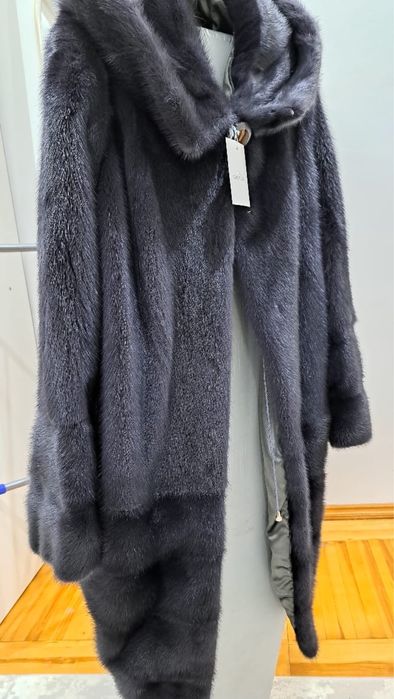 продам натуральную норковую шубу в отличном состоянии