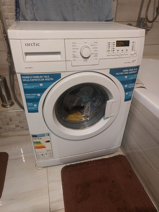 Masina de spalat rufe Slim Artic