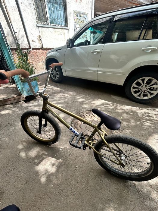 BMX Tech team twen 2022
Все сток кроме руля и педаль
Педали Aci