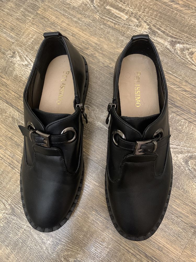 Новые женские черные туфли