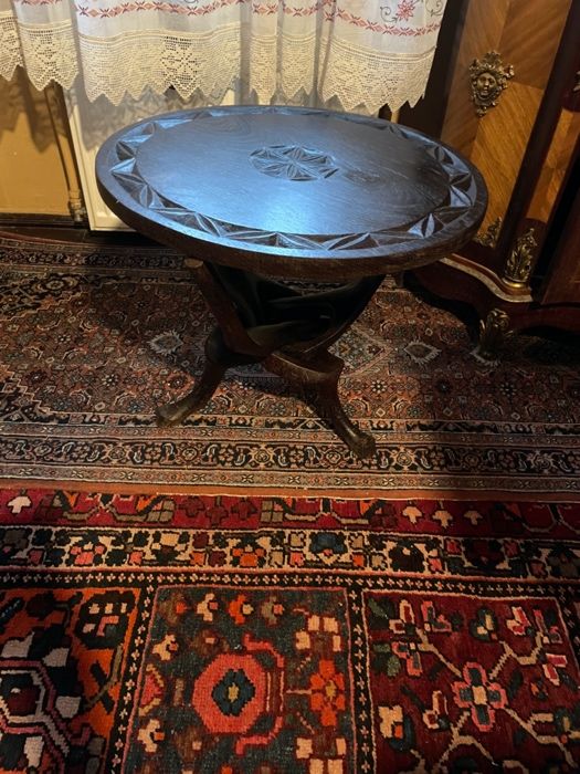 Deosebita masuta din lemn masiv, Olanda