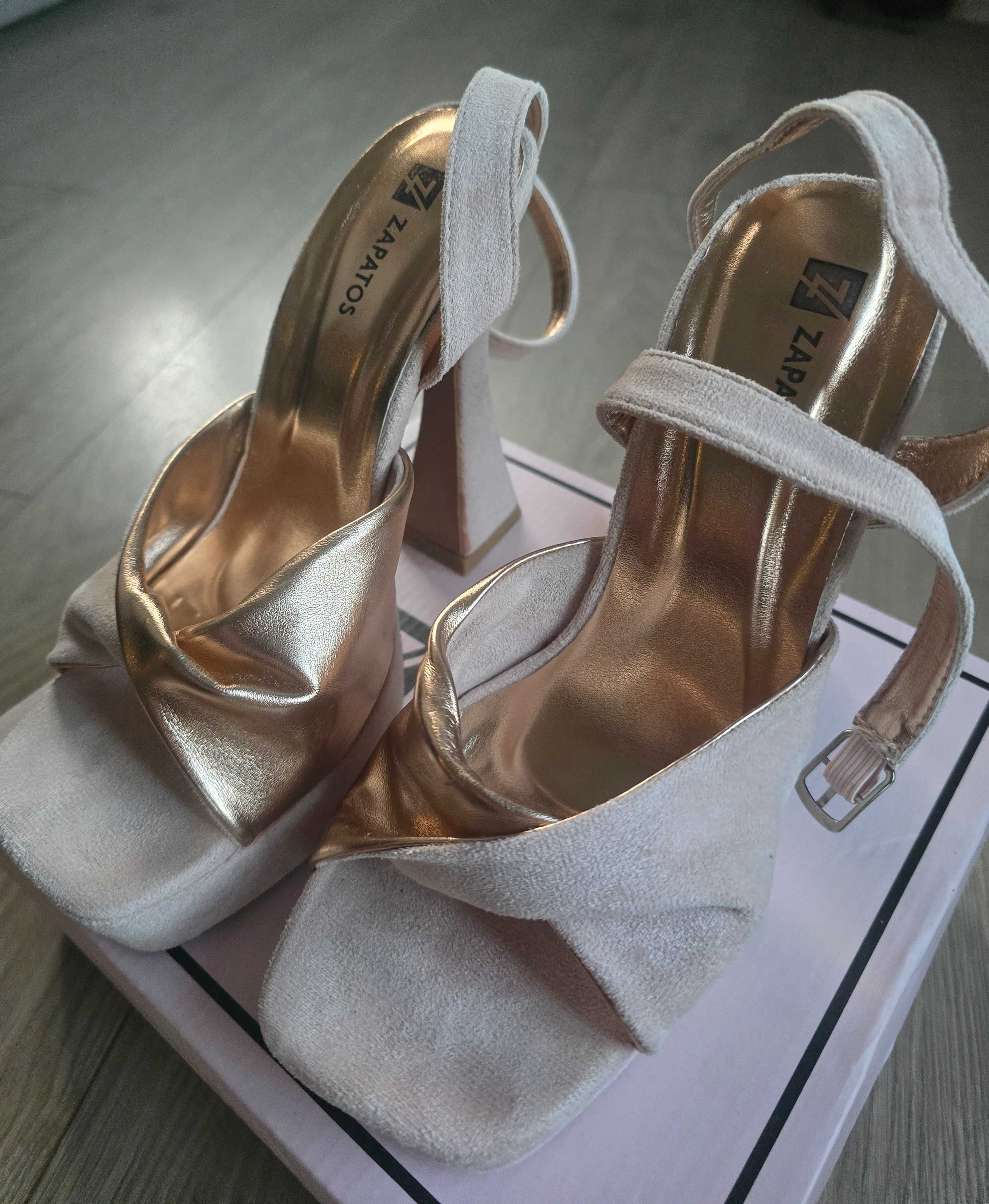 Елегантни сандали ZAPATOS