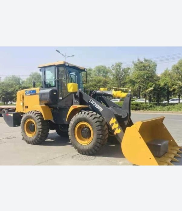 Погрузчик хизмати 1.8 кублик