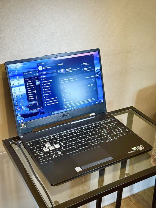 Asus TUF Gaming A15 Ryzen 7 4800h/RTX 2060/16GB RAM/512 GB SSD/ 144HZ