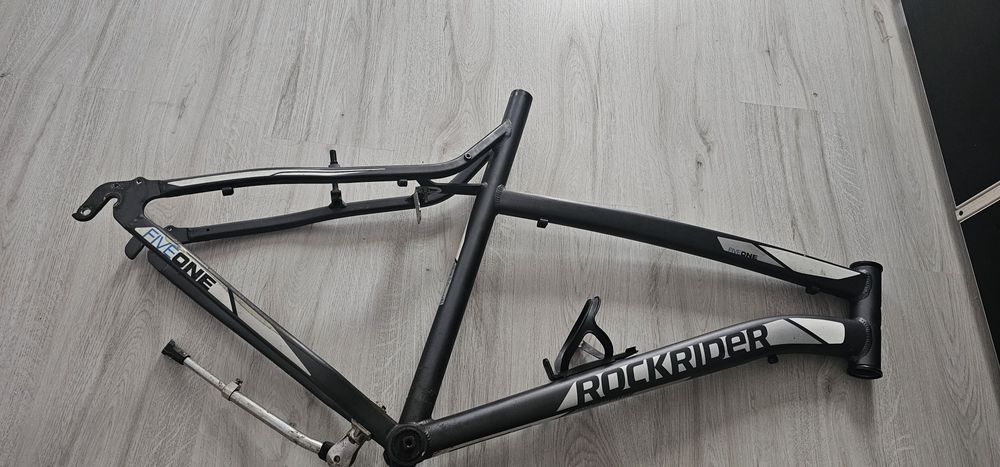Cadru Rockrider si piese (maxim 50 km uzura)