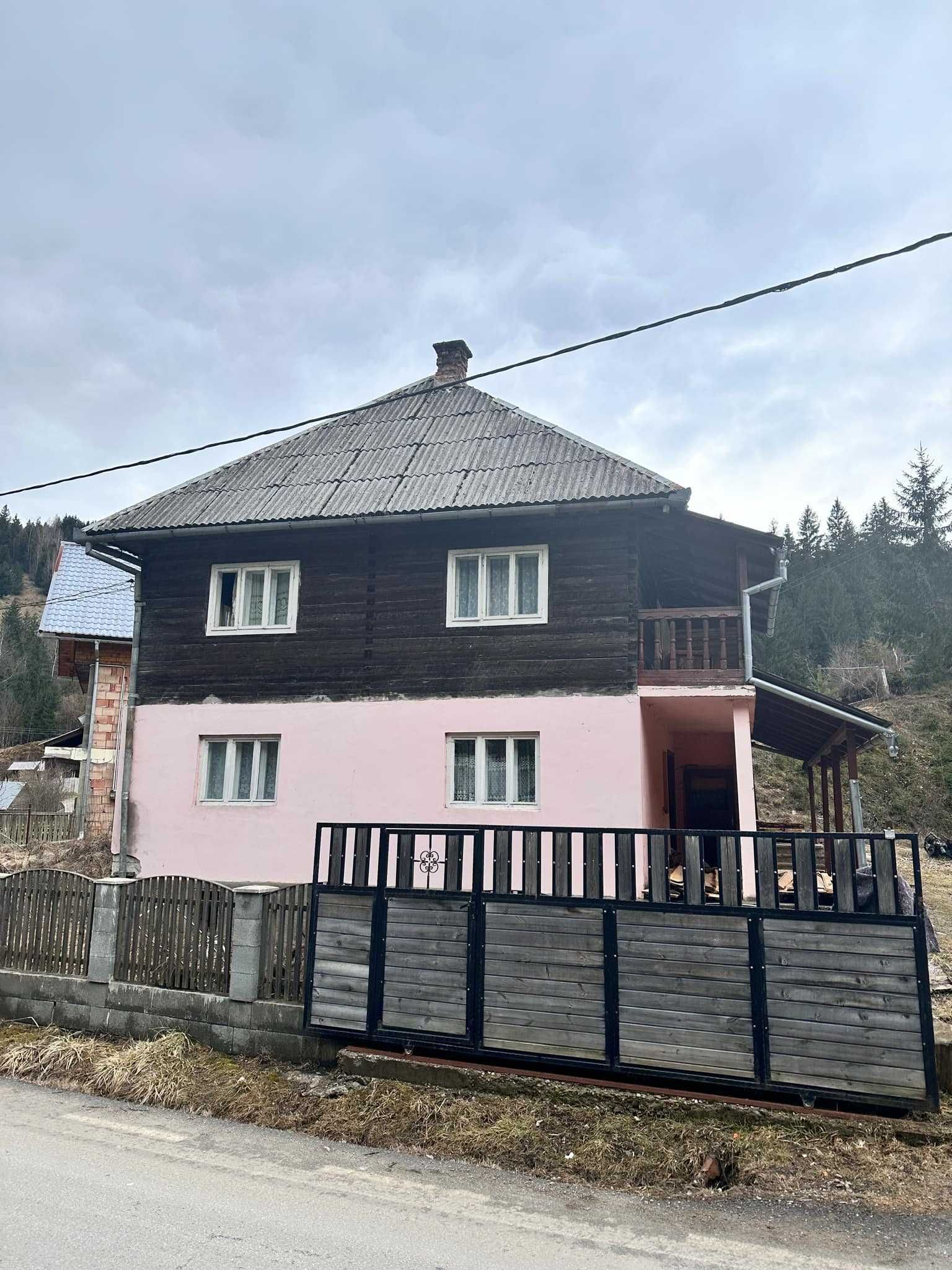Casa de vanzare in Apuseni