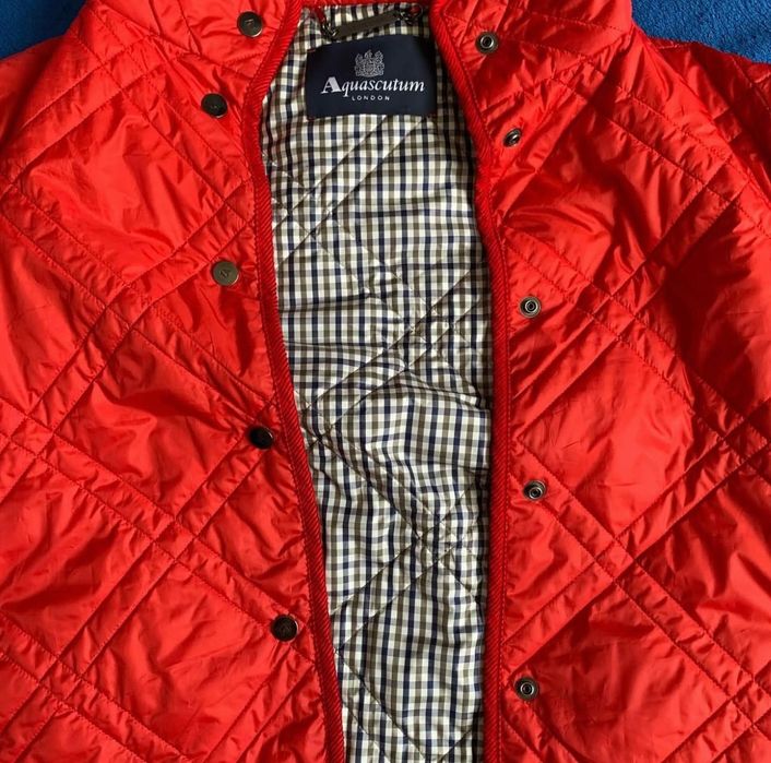 Яке Aquascutum перфектно състояние