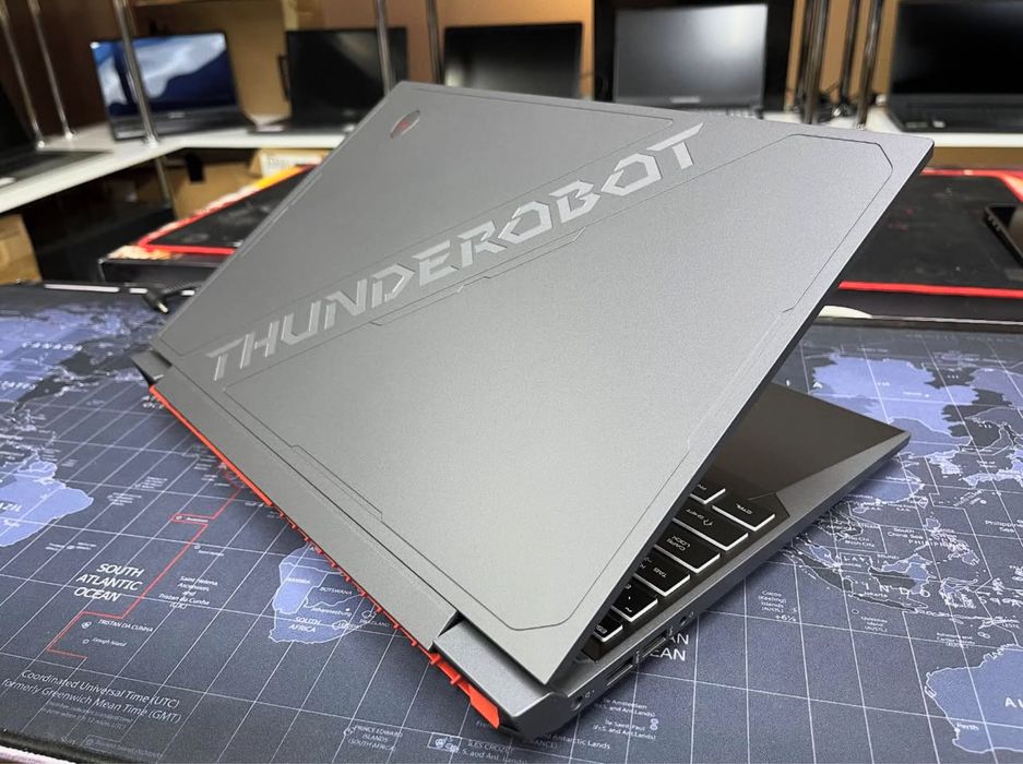 Игровой Thunderobot 911 XWild Hunter G2Pro - Core i5-12450H/RTX4060 8G