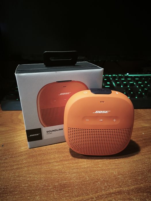 Компактная колонка BOSE SoundLink micro Оранжевая