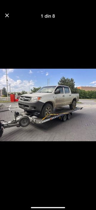 Dezmembrez toyota hilux 2.5 d 2008