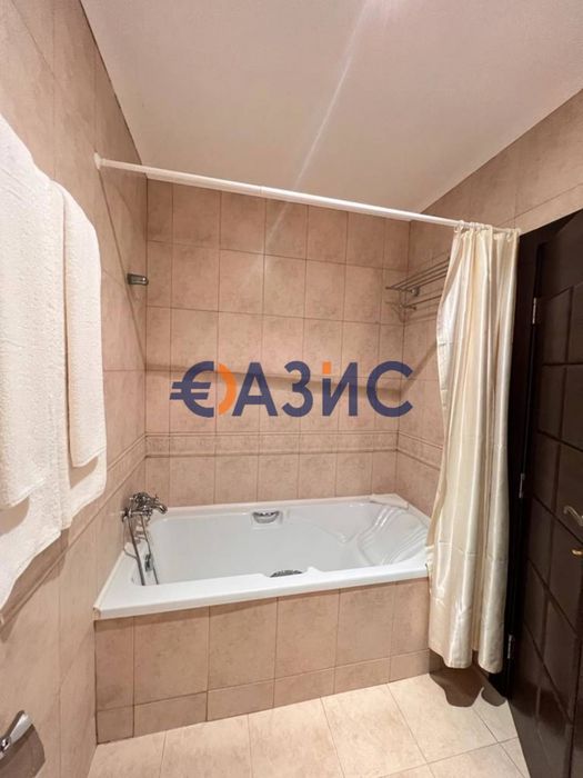Продава се Двустаен апартамент в Обзор - 60 кв.м за 900 €/кв.м - Снимка #6