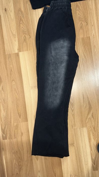 Compleu hellstar nou nout vine si cu pungile de la compleu