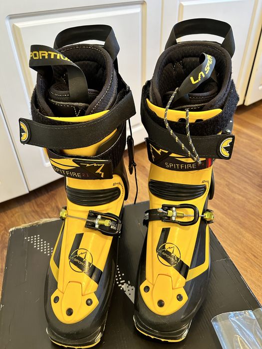 Clapari tura La Sportiva -Noi