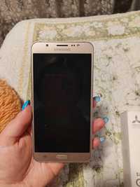 Продам Samsung galaxy J7(2016)