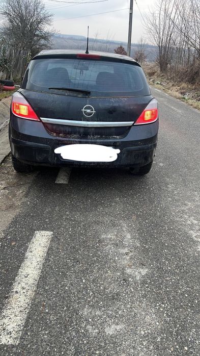 Opel Astra H,an 2004