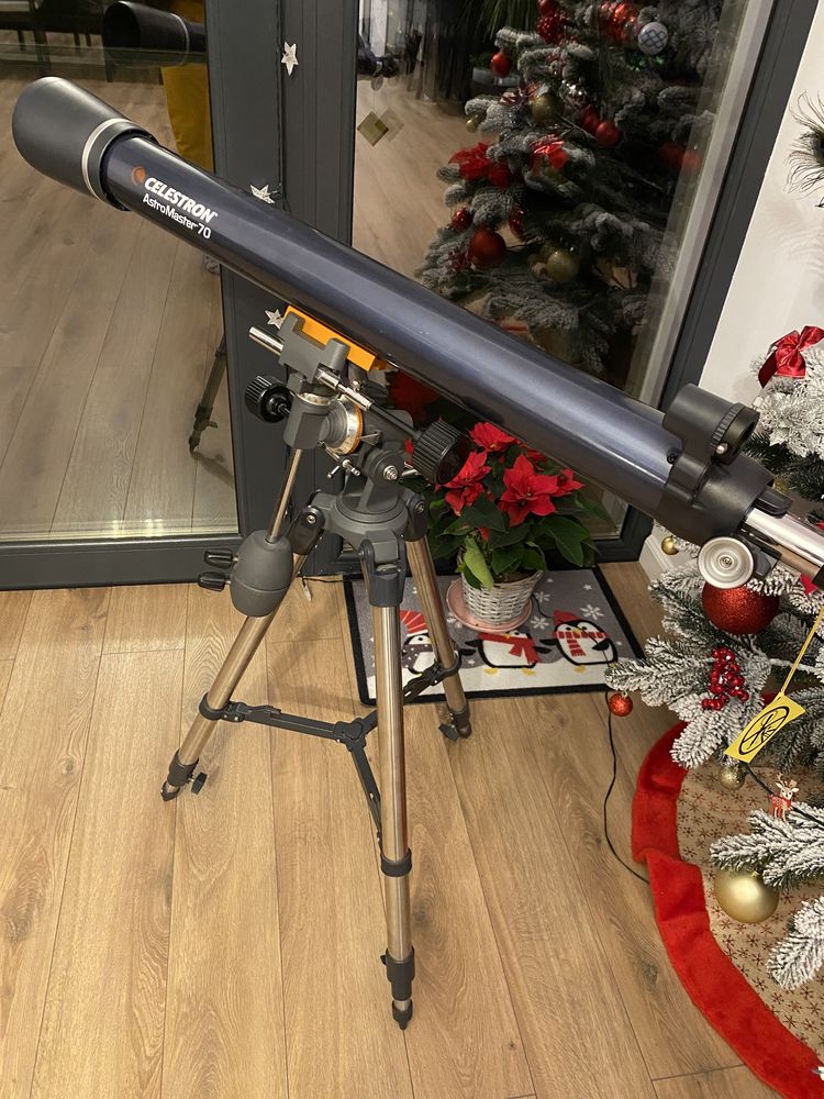 Telescop CELESTRON Astro Master 70 EQ