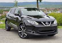 Nissan qashqai 2014 4x4 Premier Limited Edition/panoramic/camera 360°