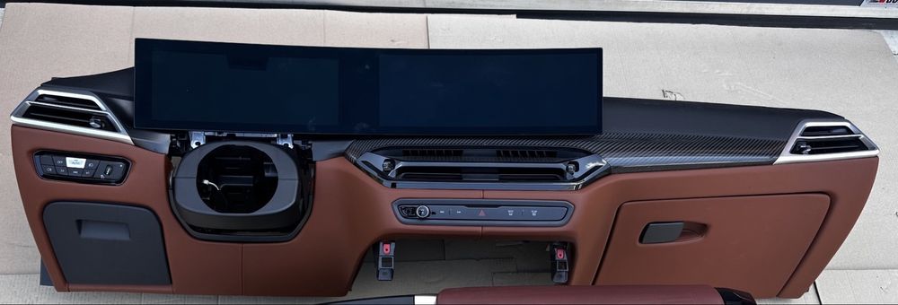 Plansa bord BMW seria 3 LCI G20 G21 M3 M4 G80 G82