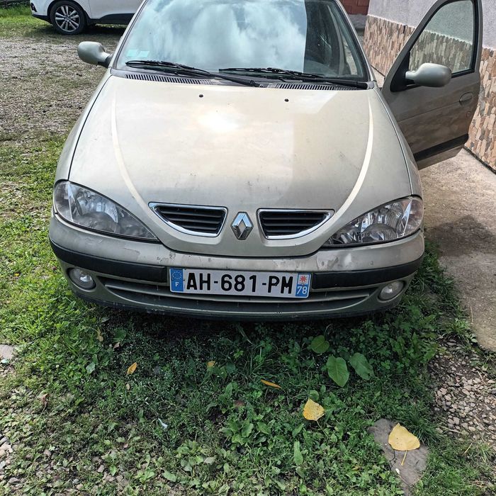 Vând Renault-Megane