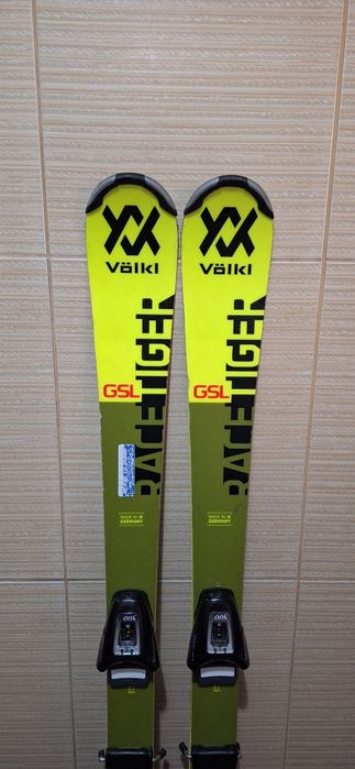 Schiuri 118 cm Volkl Tiger GSL-clapari ski,bete,casca