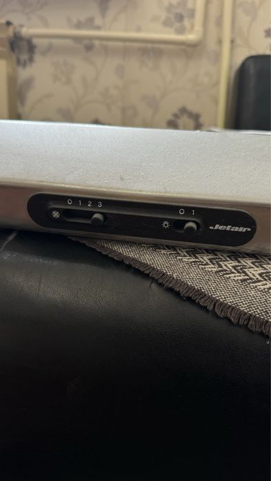 Продам вытяжку для кухни