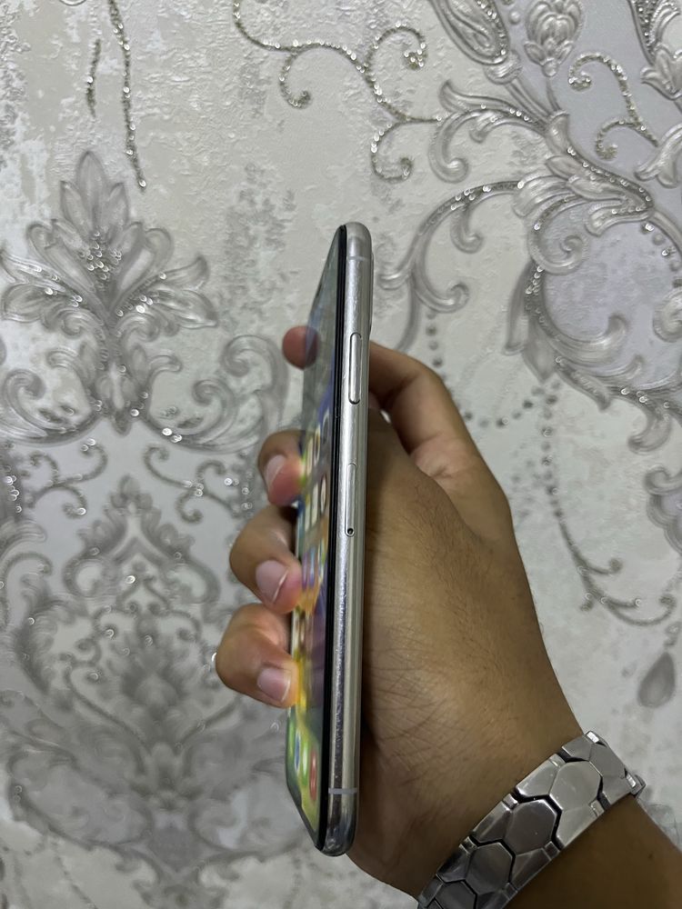 IPhone X sotiladi holati ideal