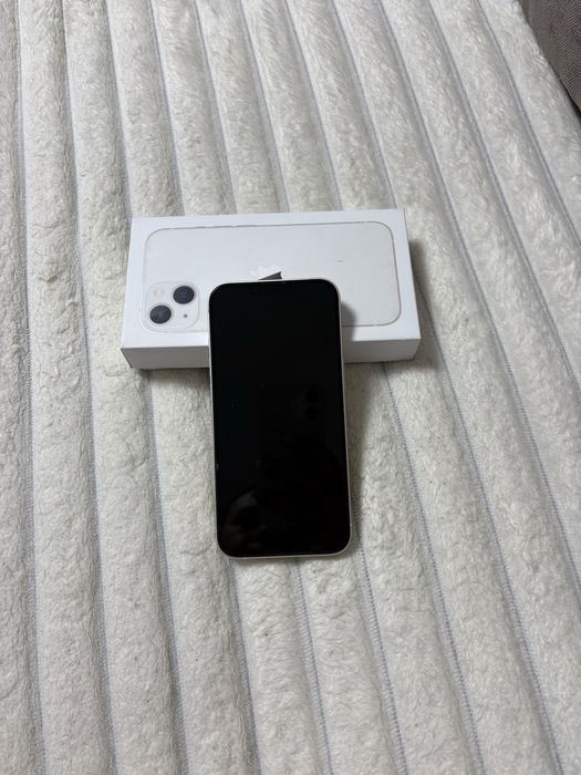 Продам айфон 13 в отличном состоянии